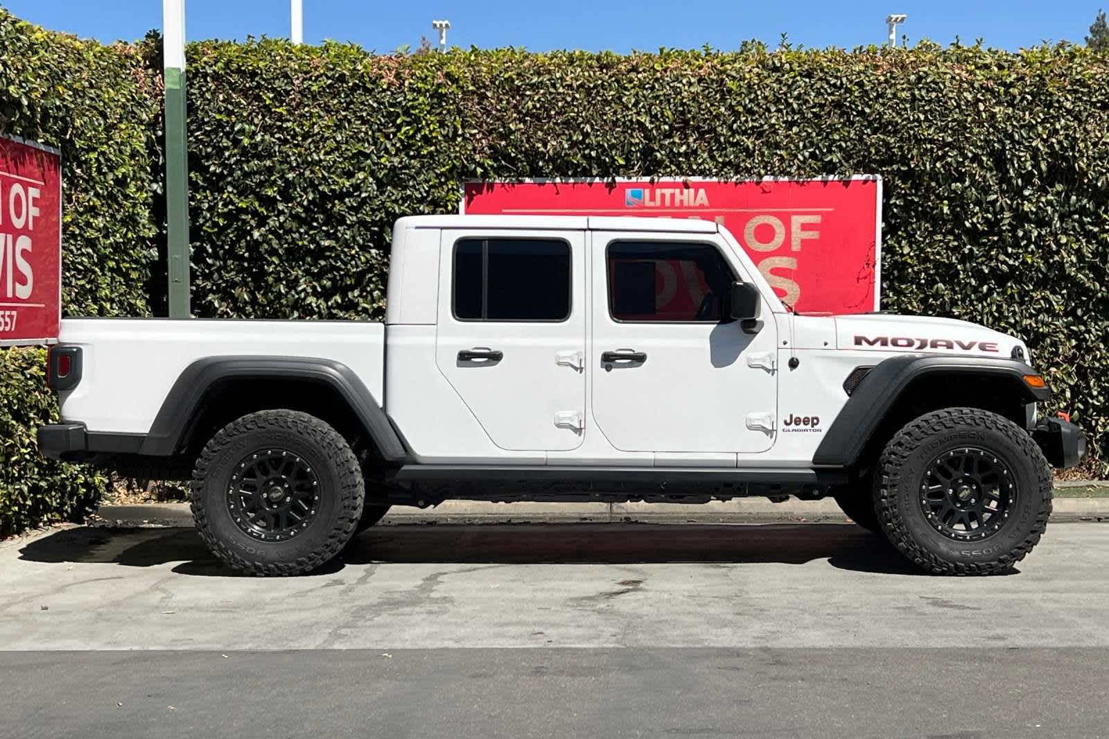 2021 Jeep Gladiator Mojave 4x4 9