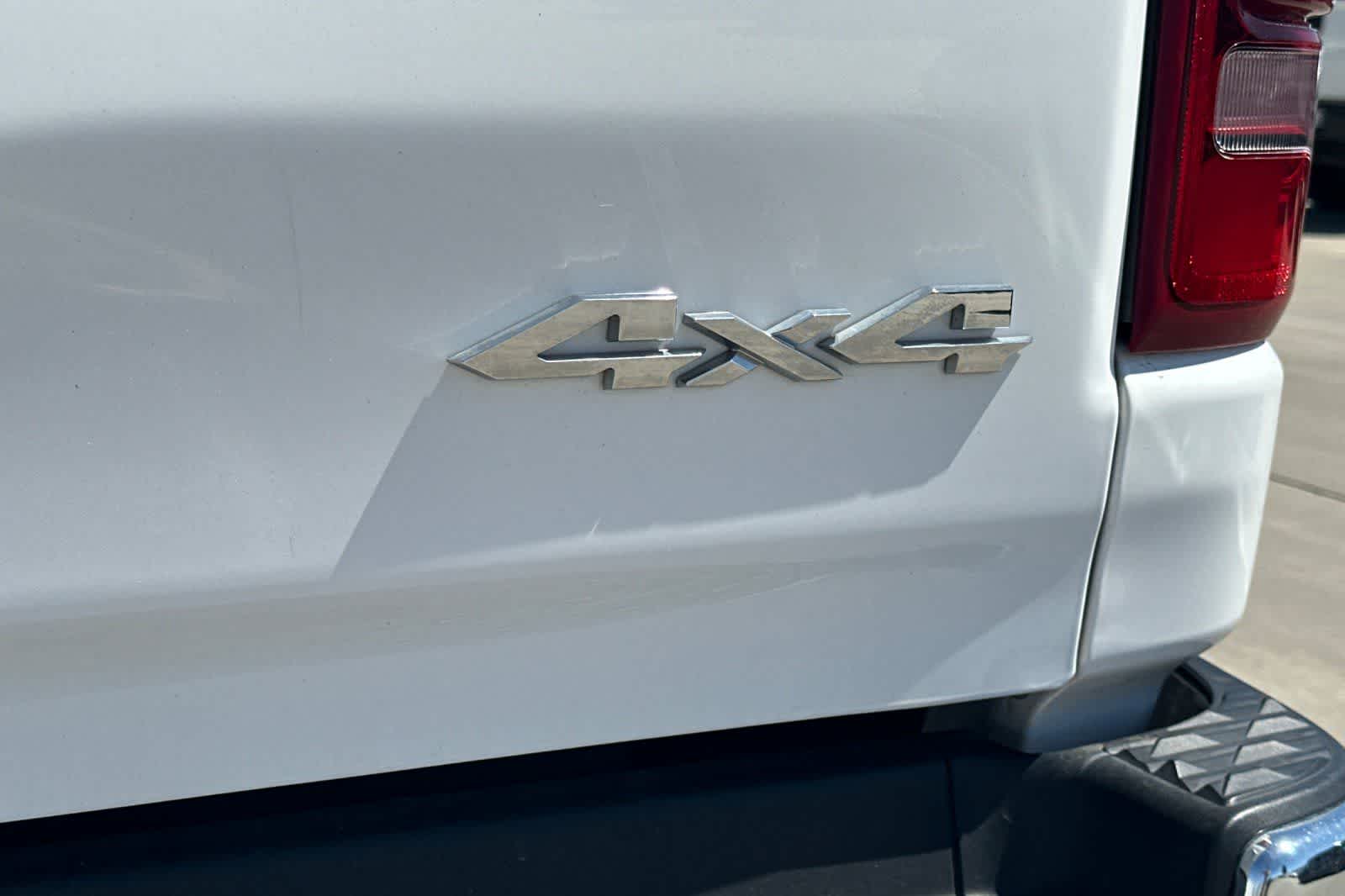 2024 RAM Ram 1500 Pickup Laramie - Photo 13
