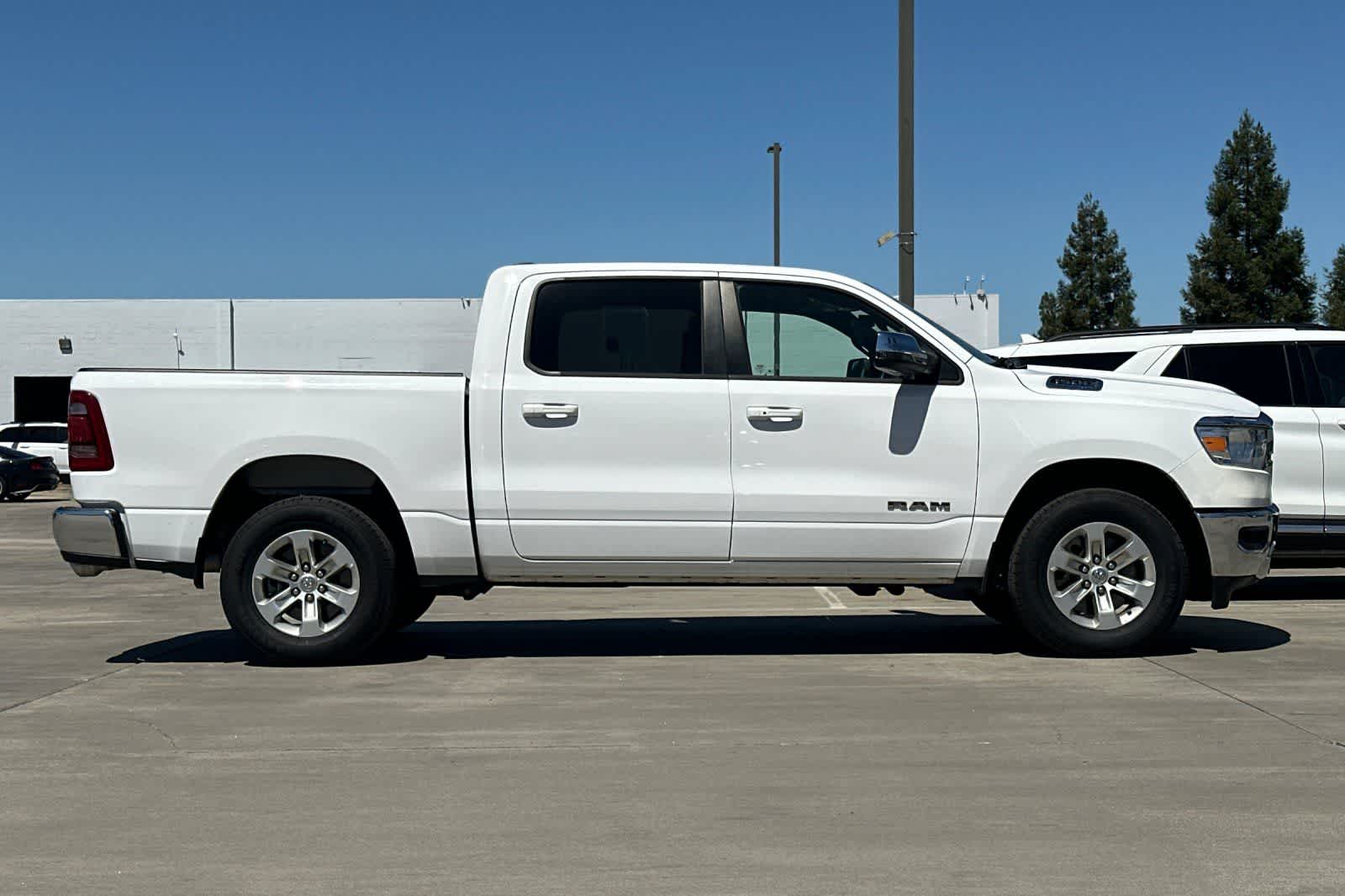 2024 RAM Ram 1500 Pickup Laramie - Photo 9