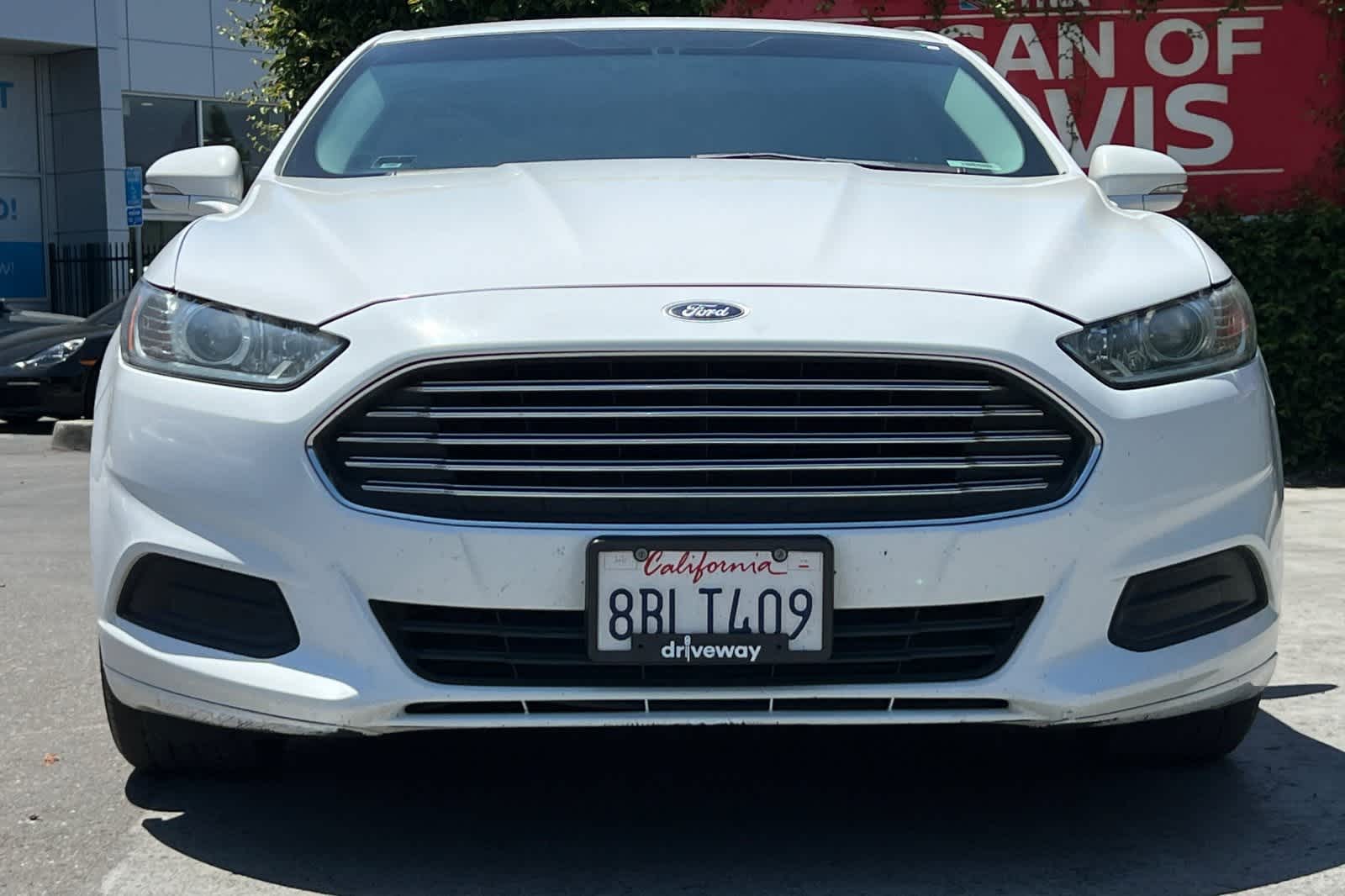 2015 Ford Fusion SE 11