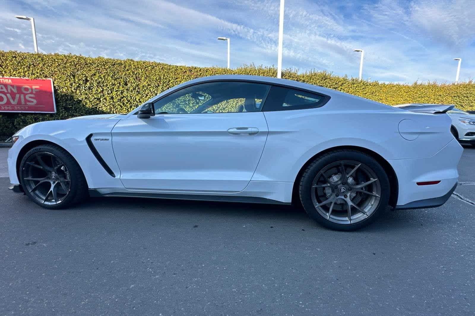 2017 Ford Mustang Shelby GT350 6