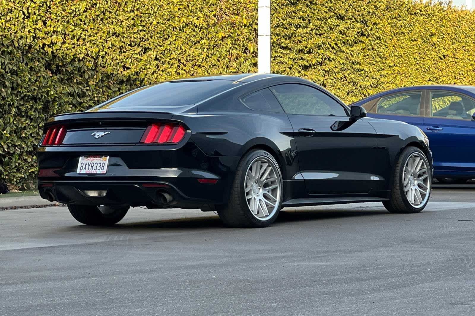 2017 Ford Mustang EcoBoost 3