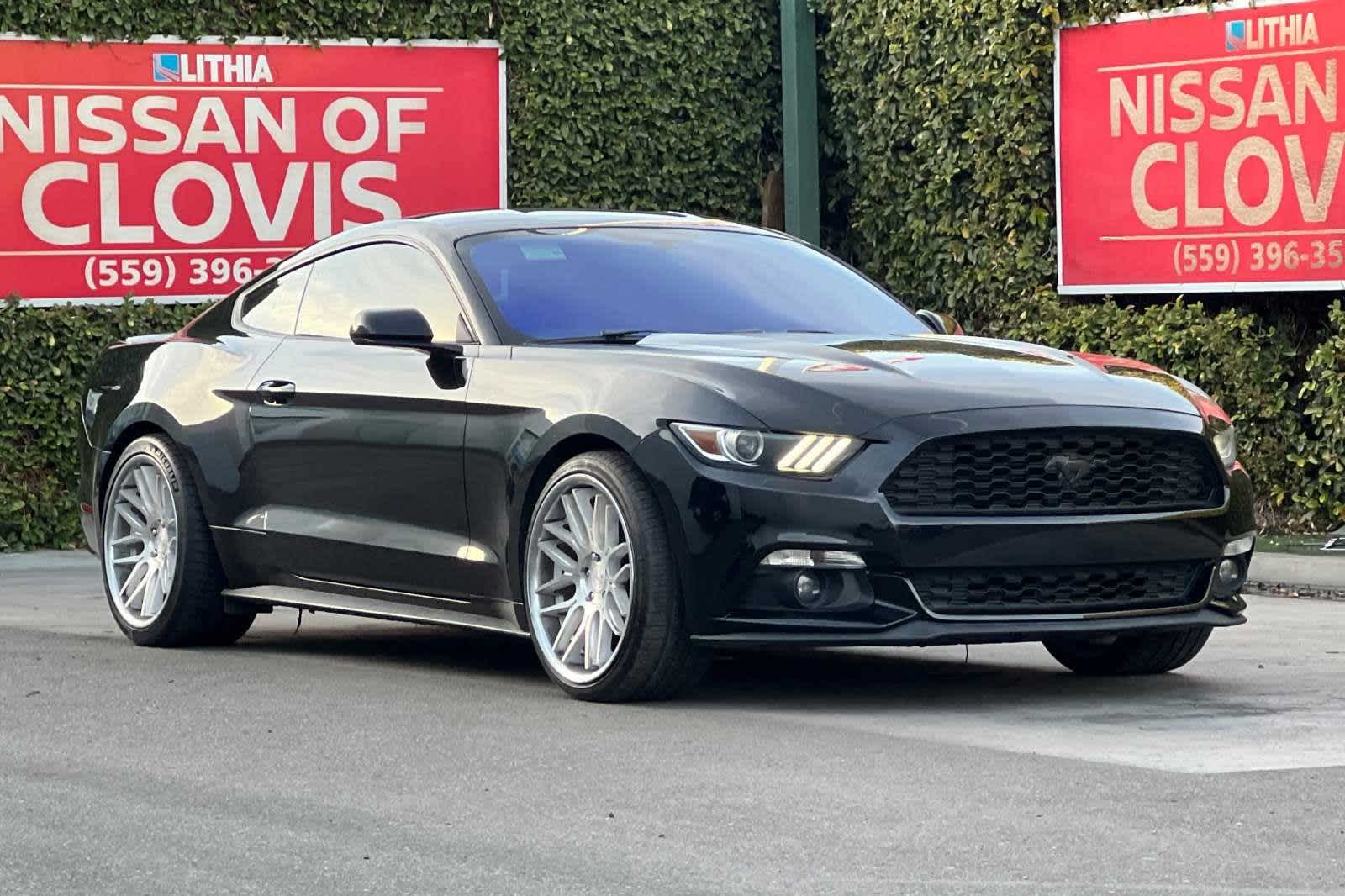 2017 Ford Mustang EcoBoost 10