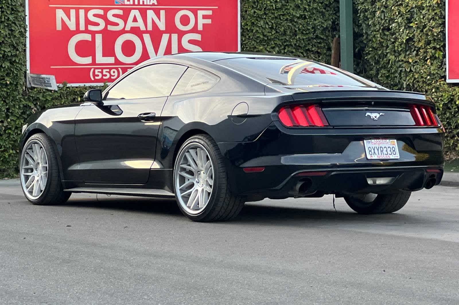 2017 Ford Mustang EcoBoost 7