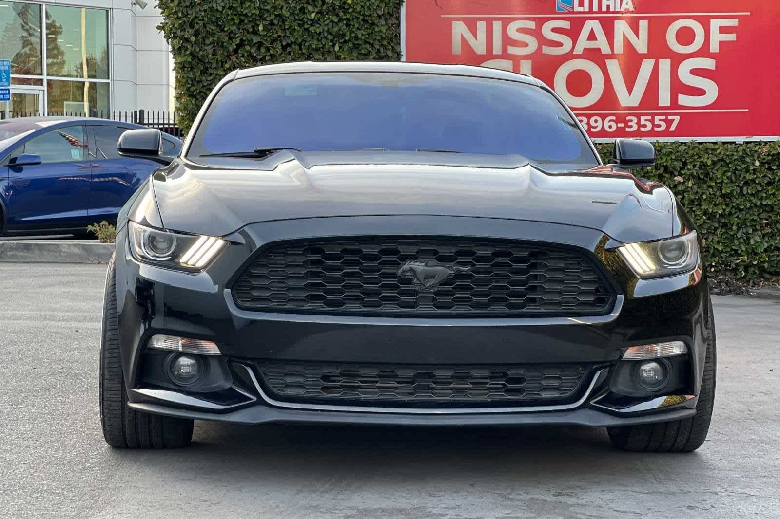 2017 Ford Mustang EcoBoost 11