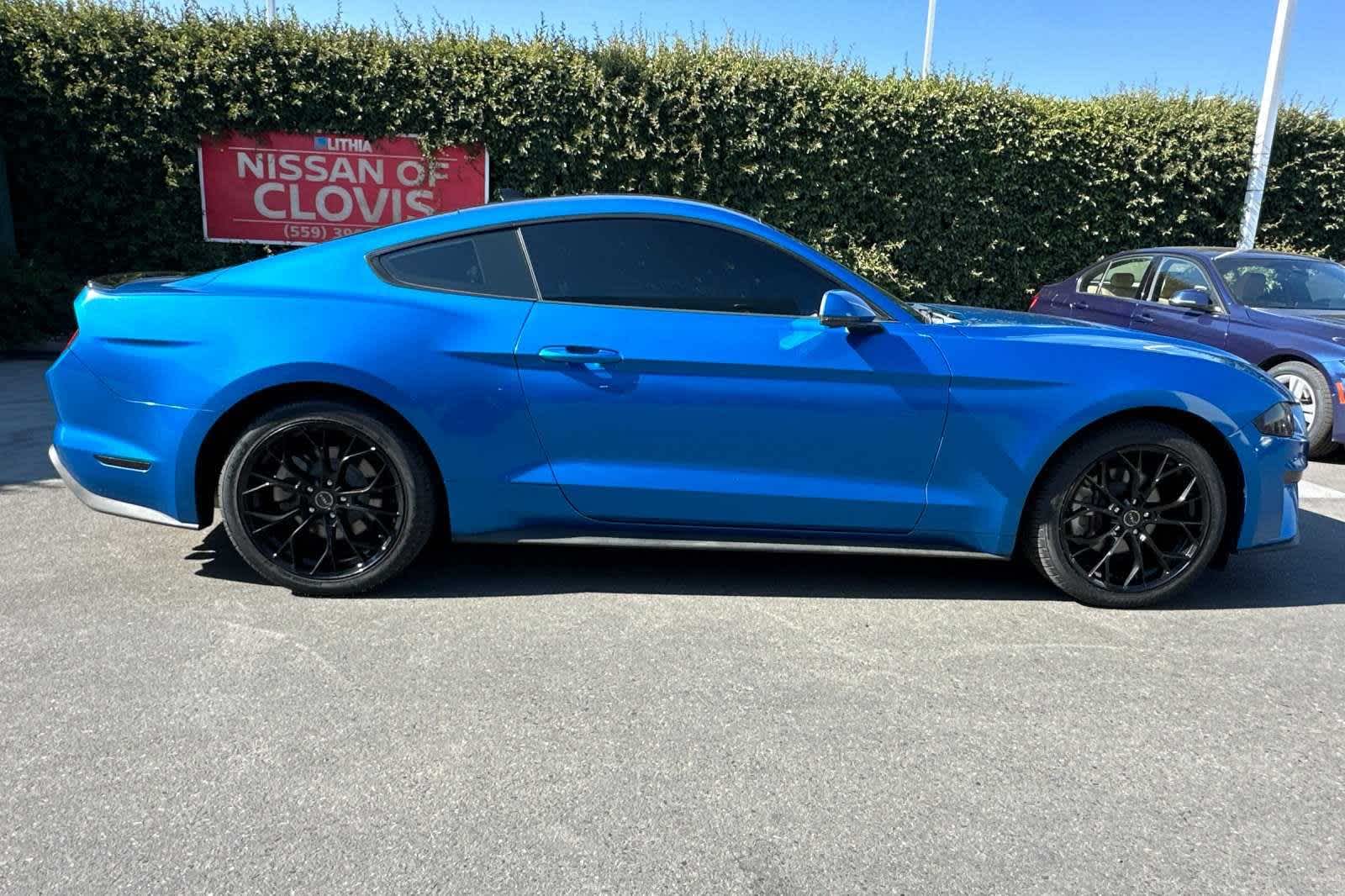 2020 Ford Mustang EcoBoost Premium 9