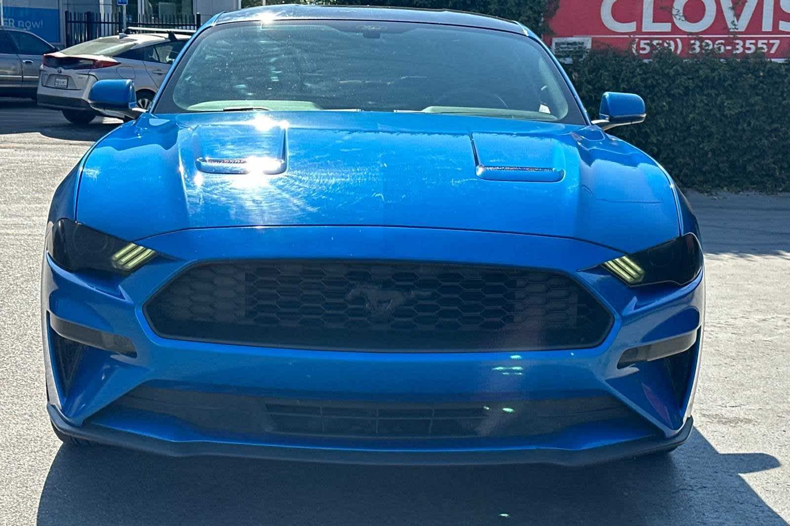 2020 Ford Mustang EcoBoost Premium 11