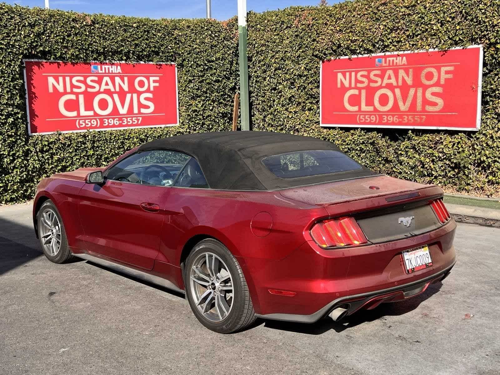 2015 Ford Mustang EcoBoost Premium 3