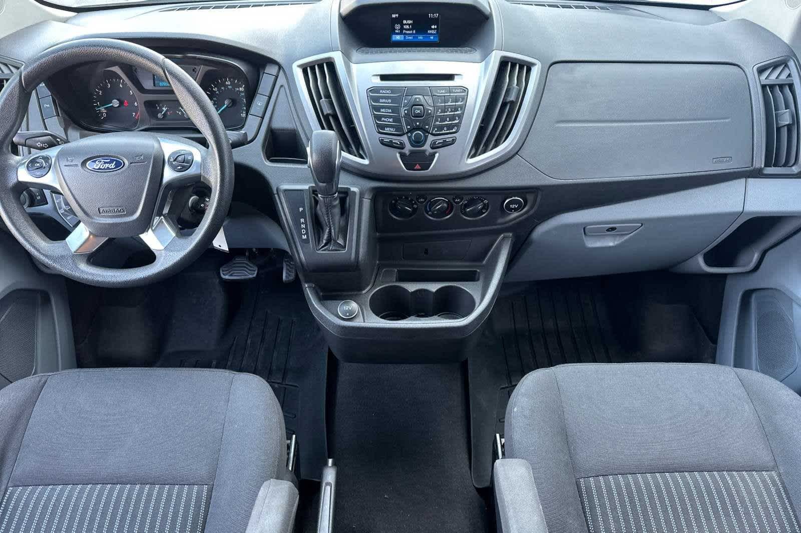 2018 Ford Transit Passenger XLT 4