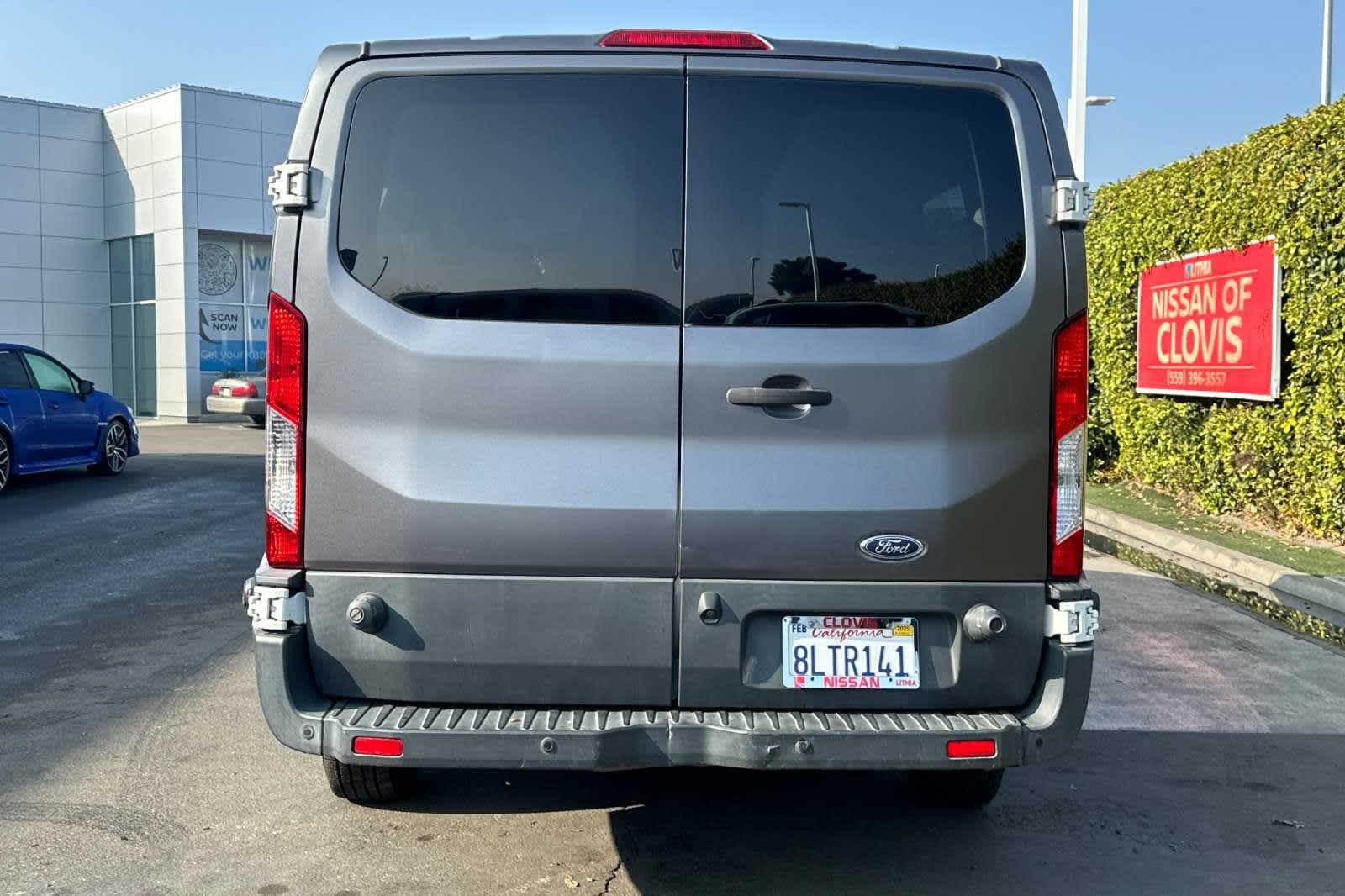 2017 Ford Transit XLT 8