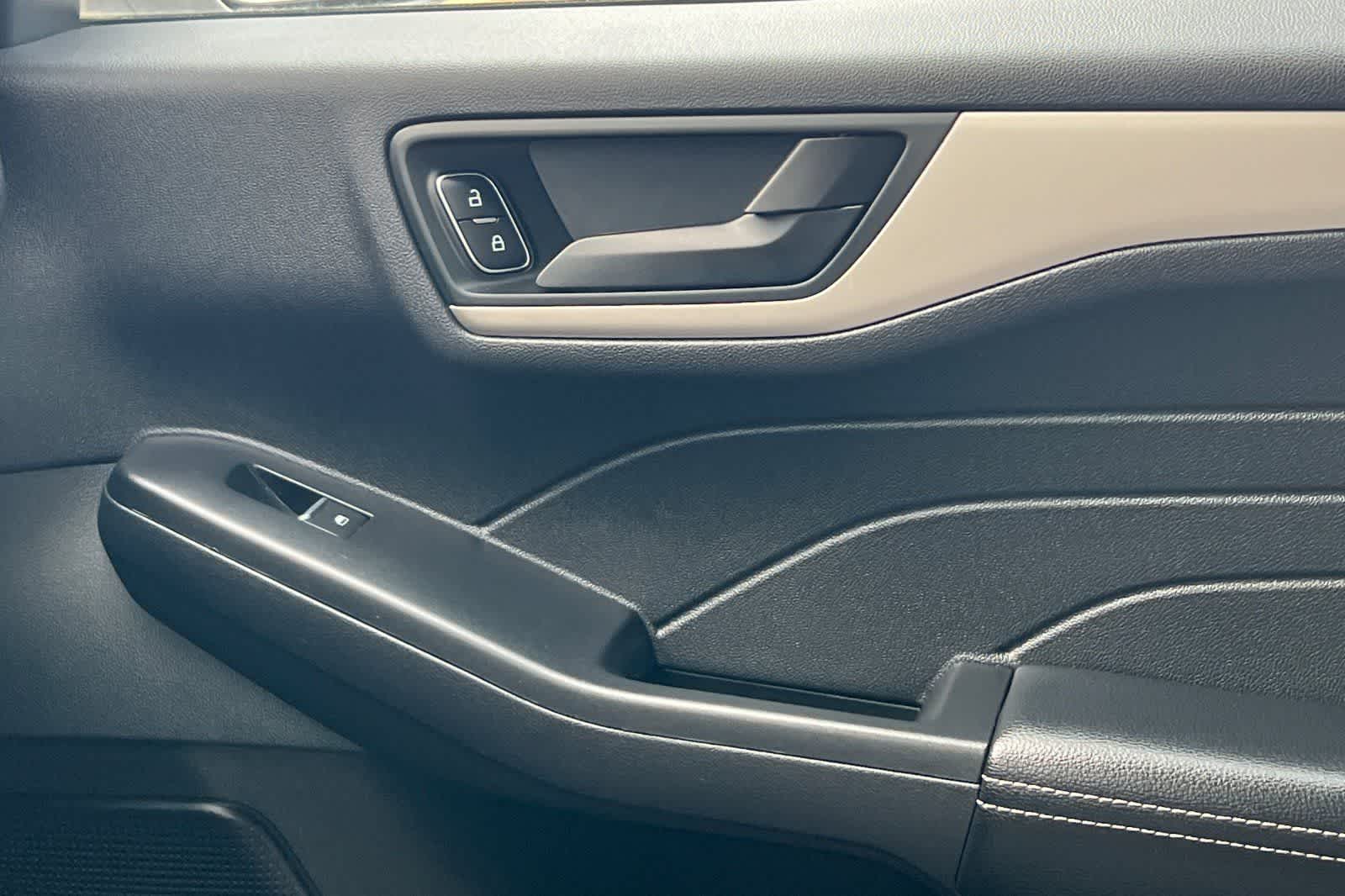 2022 Ford Escape SE - Photo 21