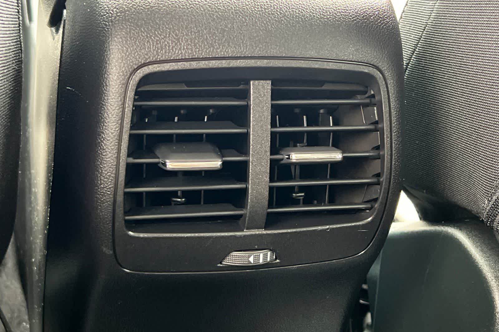 2022 Ford Escape SE - Photo 15