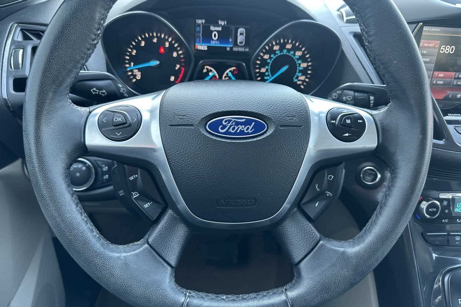 2014 Ford Escape Titanium 26