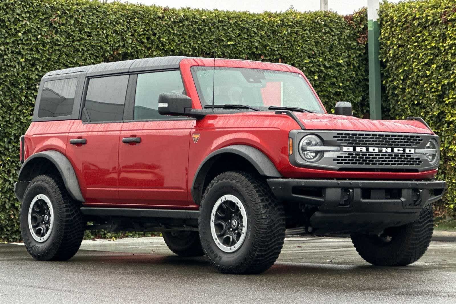 2023 Ford Bronco Badlands 10