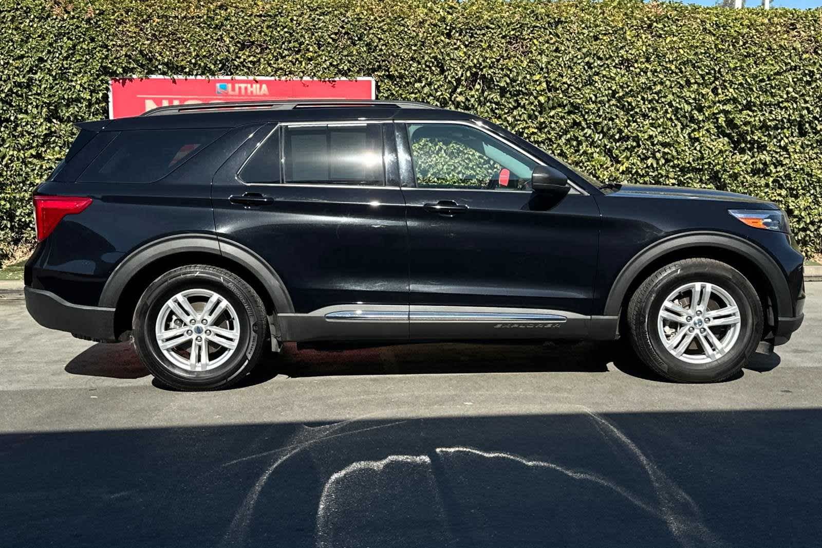 2021 Ford Explorer XLT 9