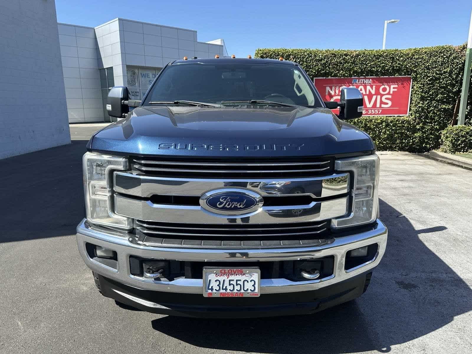 2018 Ford Super Duty F-250 SRW LARIAT 4WD Crew Cab 6.75 Box 7