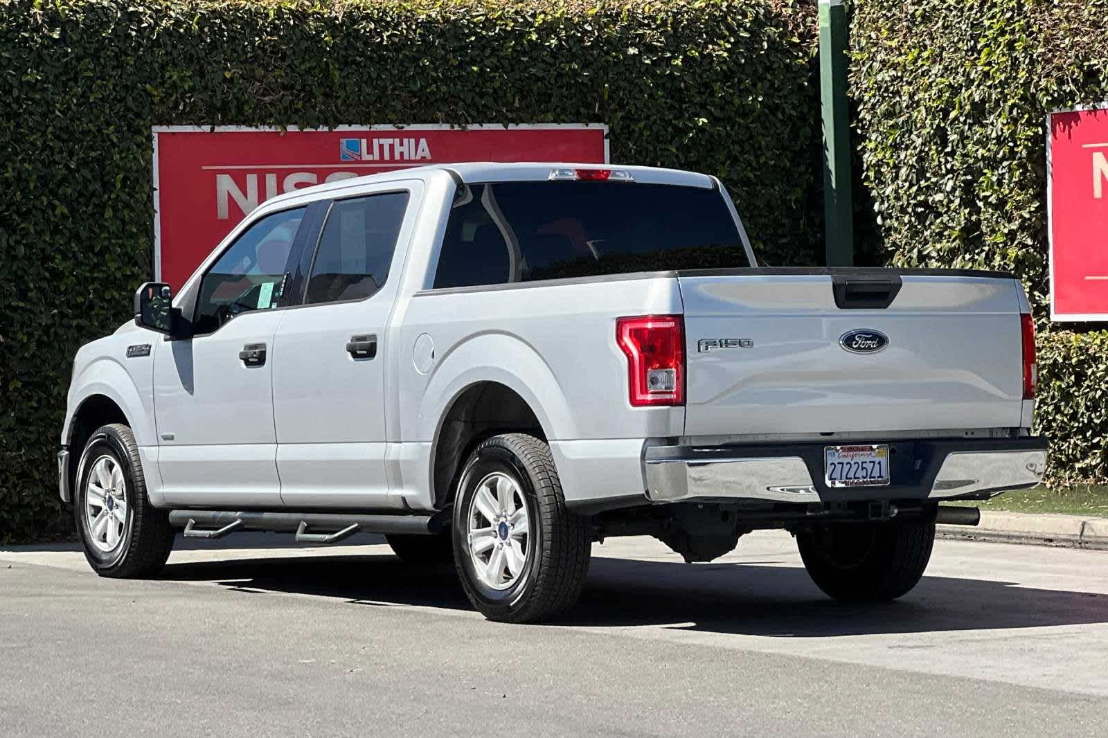 2016 Ford F-150 XLT 2WD SuperCrew 145 7