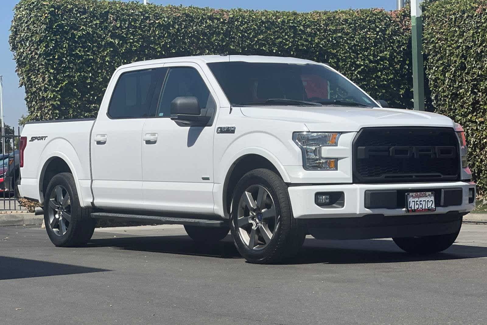 2016 Ford F-150 XLT 2WD SuperCrew 145 10