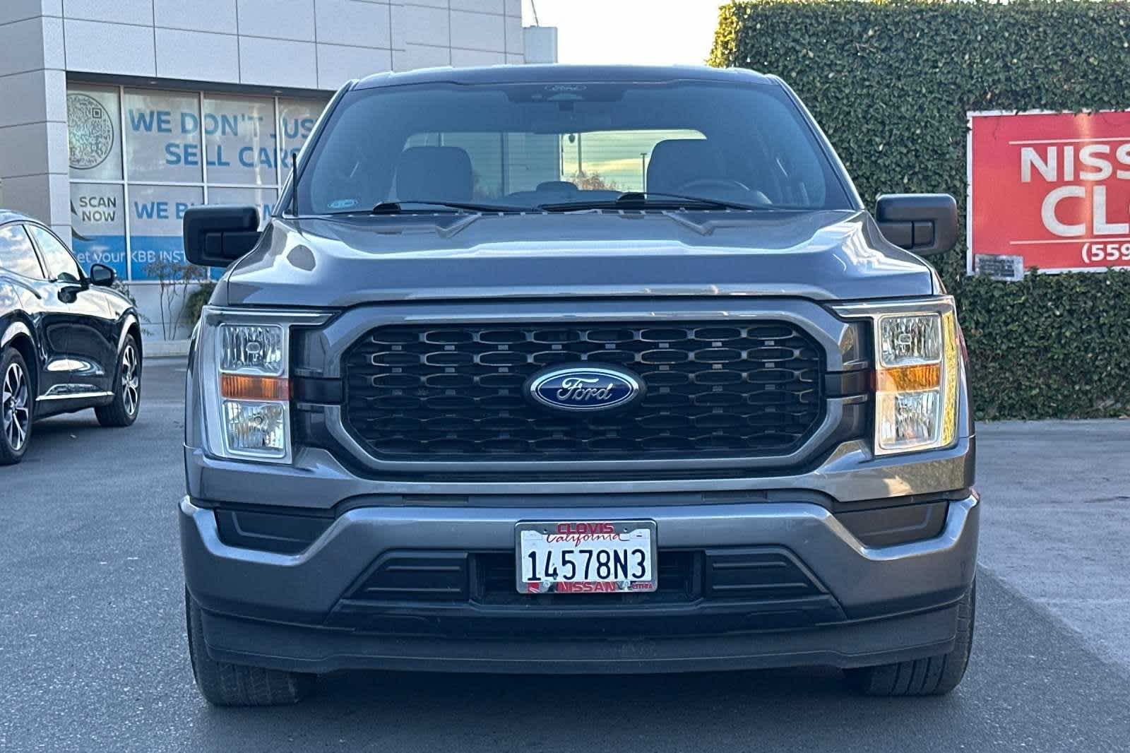 2022 Ford F-150 XL 2WD SuperCrew 5.5 Box 11