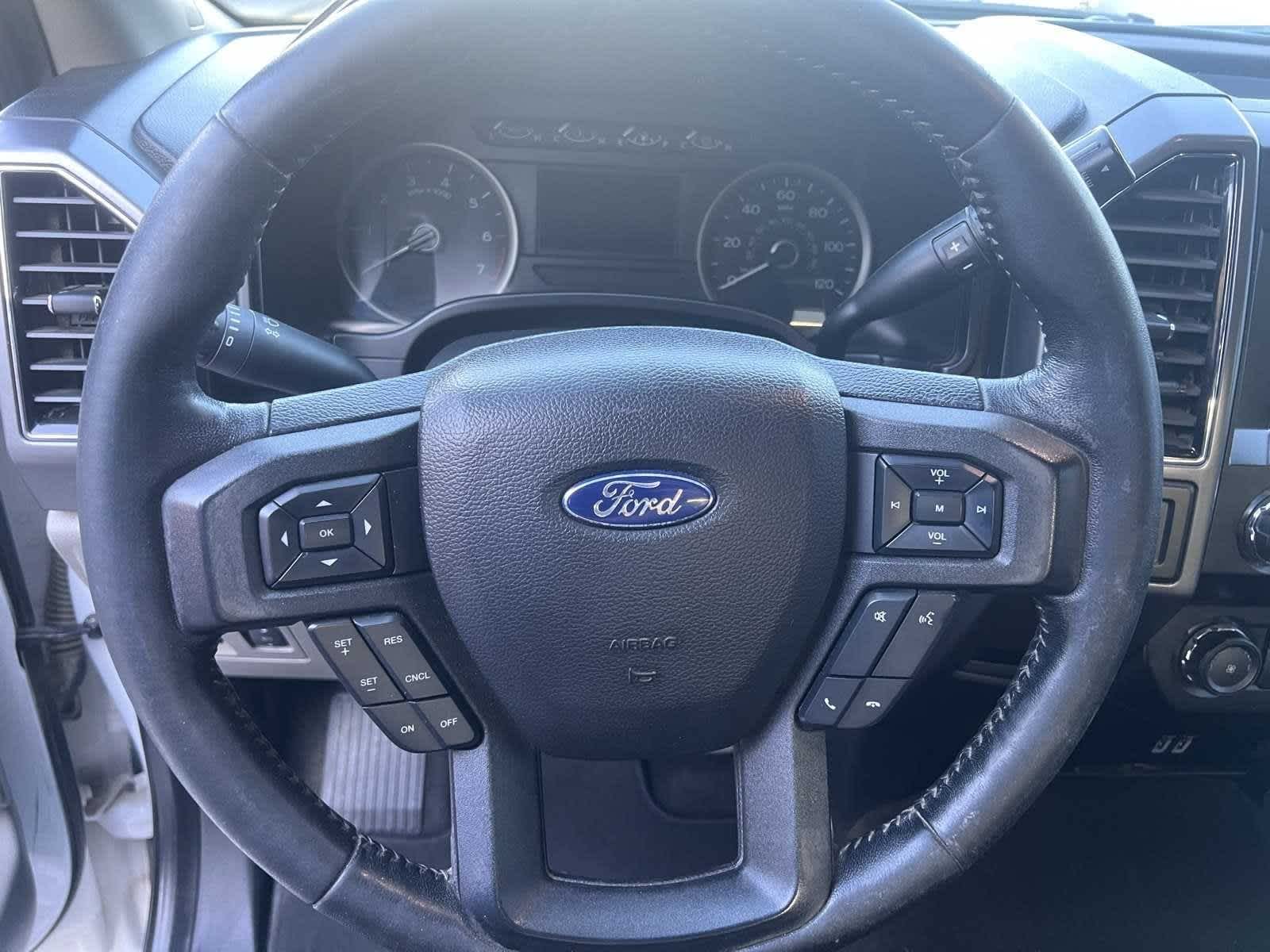 2019 Ford F-150 XLT 4WD SuperCrew 5.5 Box 23