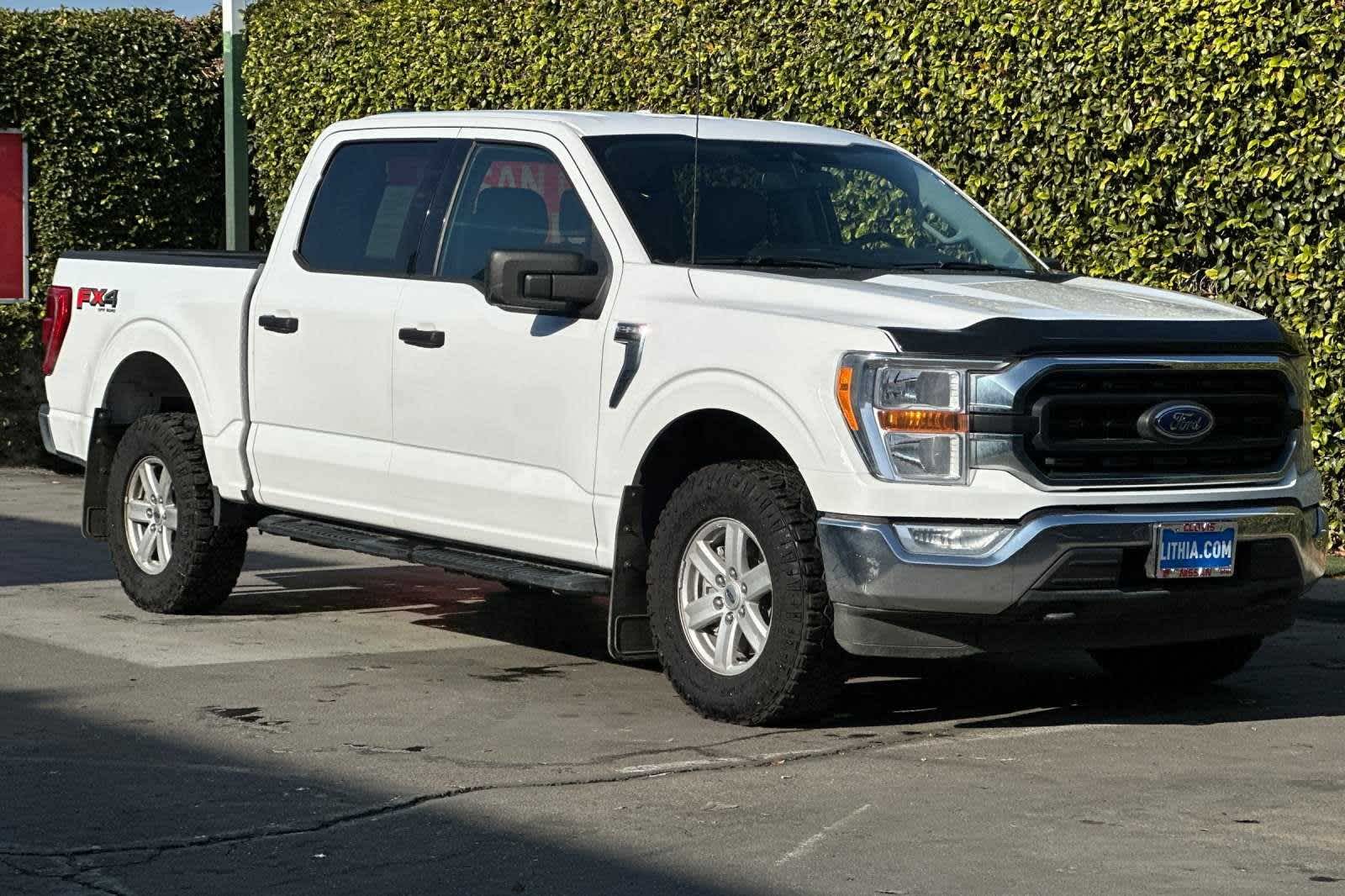 2022 Ford F-150 XLT 4WD SuperCrew 5.5 Box 10