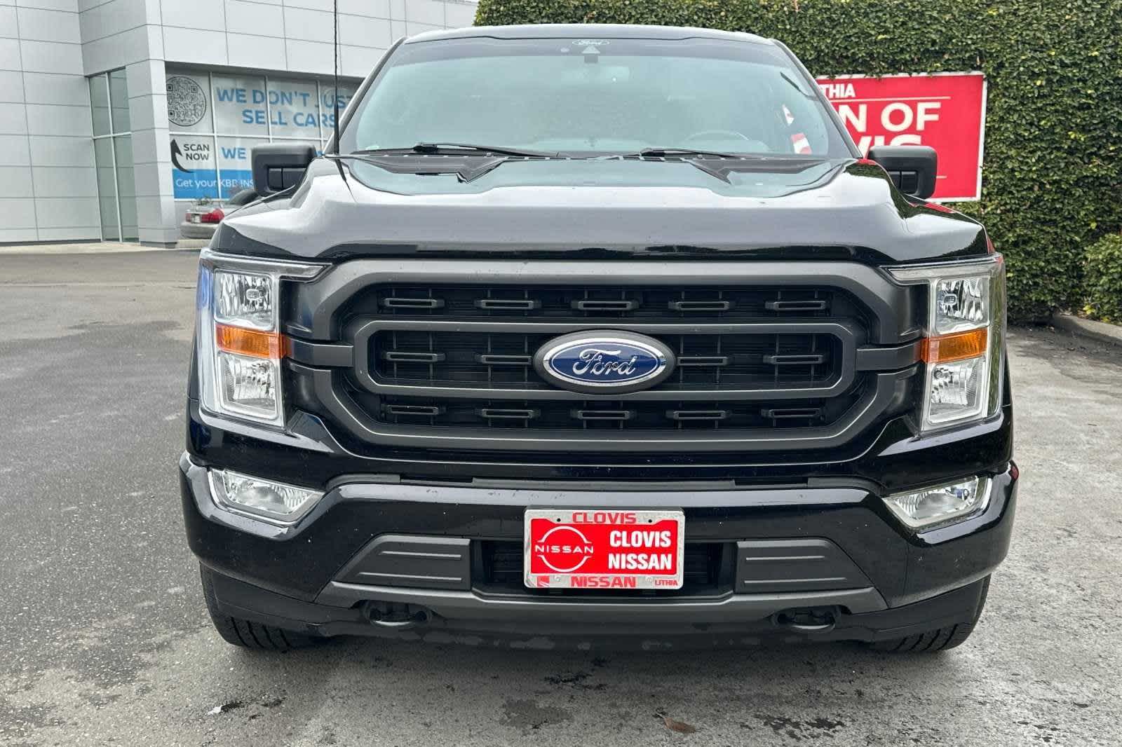 2022 Ford F-150 XLT 4WD SuperCrew 5.5 Box 11