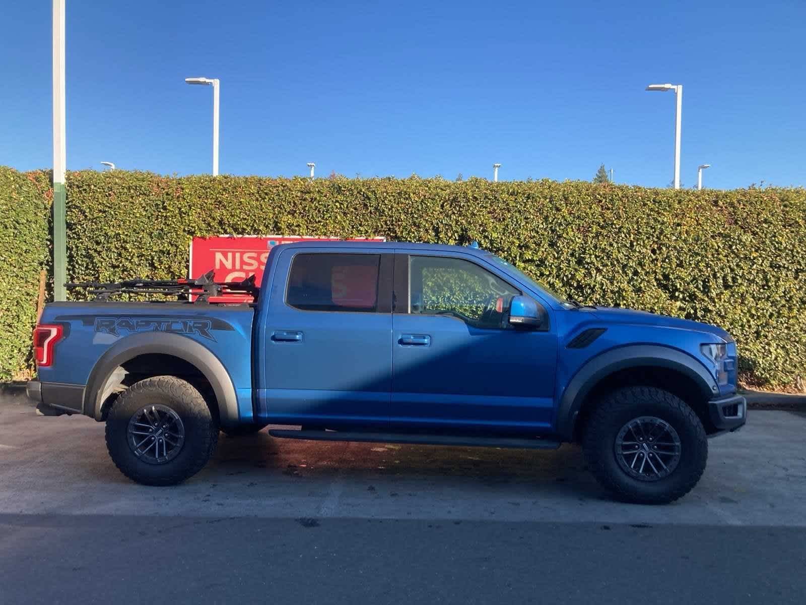 2019 Ford F-150 Raptor 4WD SuperCrew 5.5 Box 8