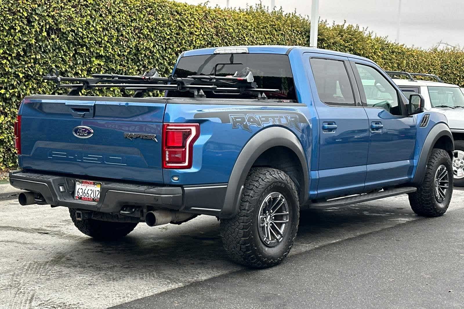 2019 Ford F-150 Raptor 4WD SuperCrew 5.5 Box 3