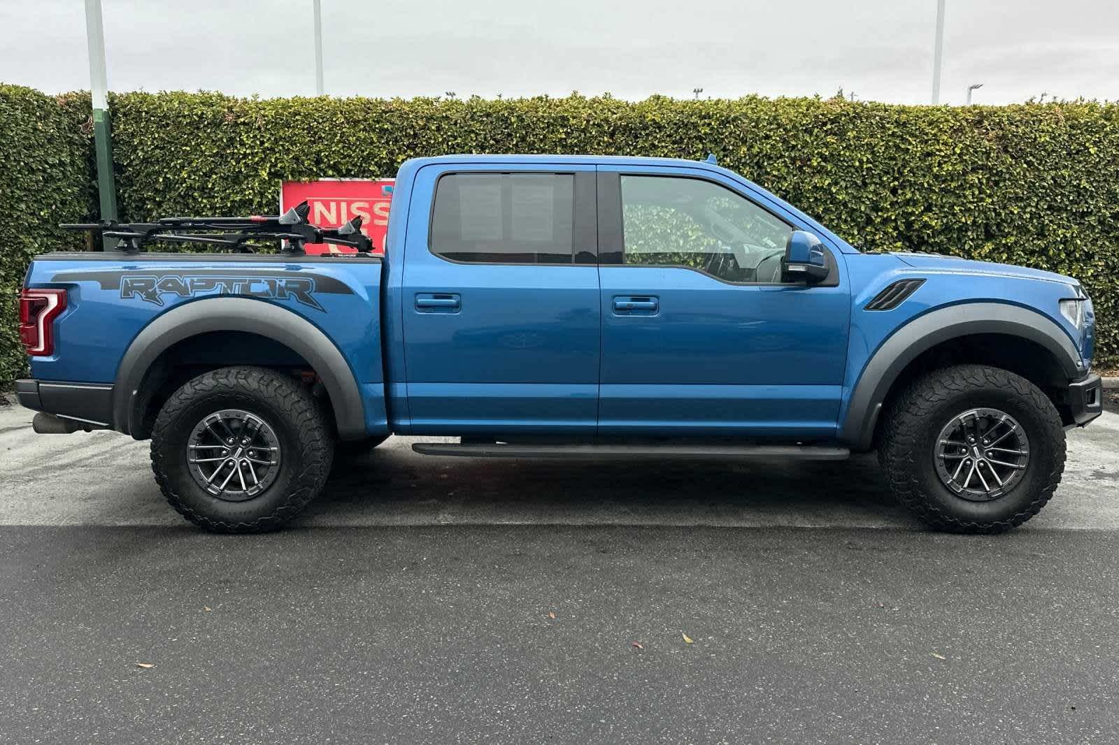 2019 Ford F-150 Raptor 4WD SuperCrew 5.5 Box 9