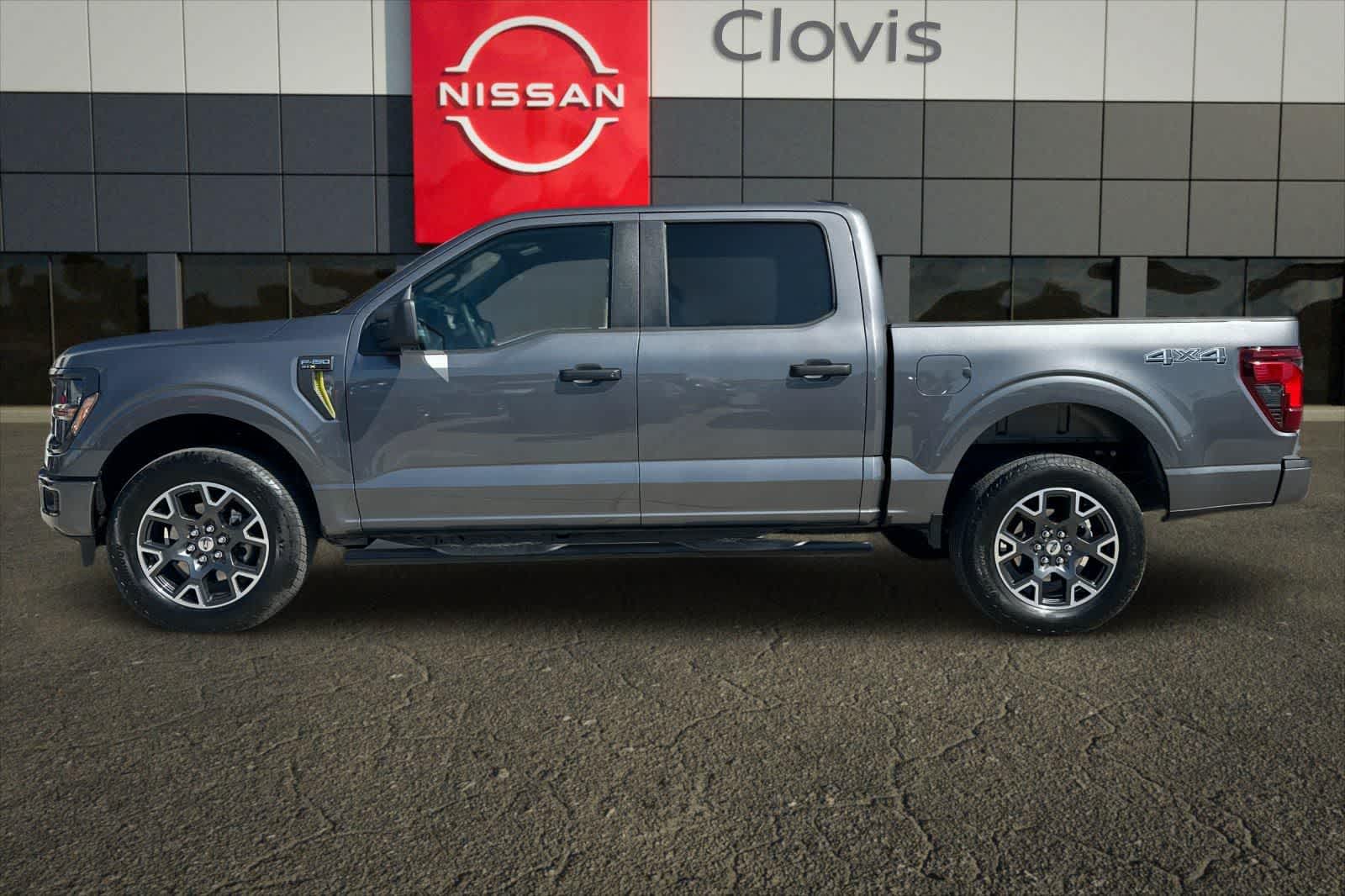 View vehicle photo 6