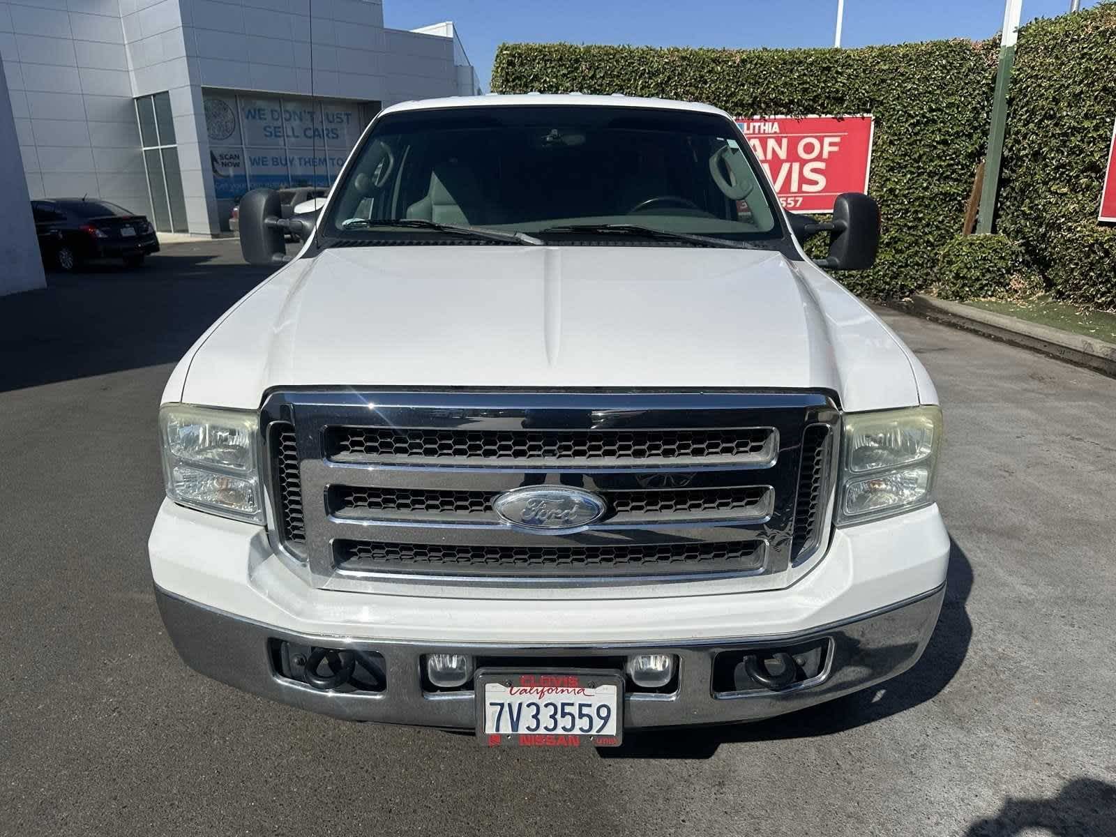 2005 Ford Super Duty F-250 Lariat Crew Cab 156 7