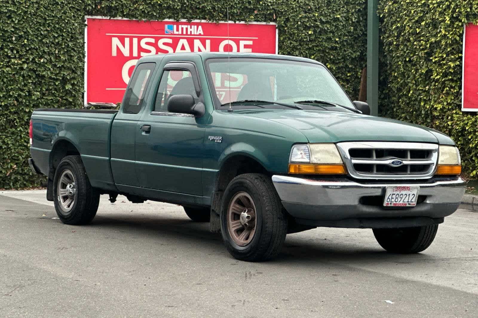 2000 Ford Ranger XLT Supercab 126 WB 10