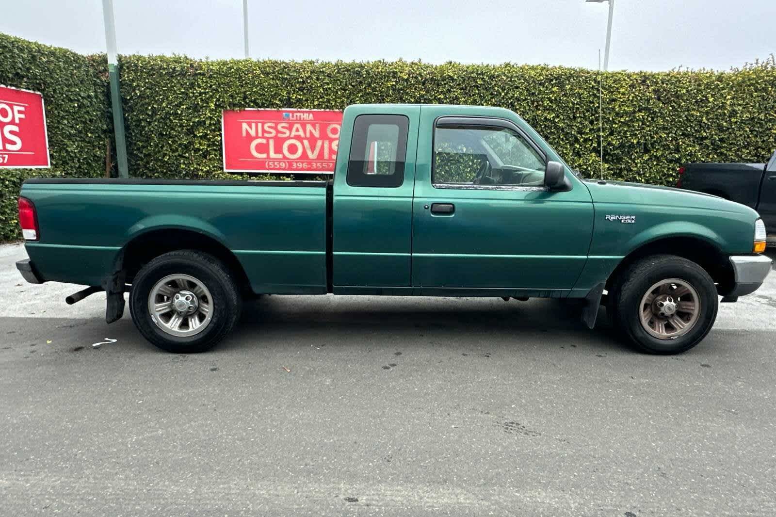 2000 Ford Ranger XLT Supercab 126 WB 9