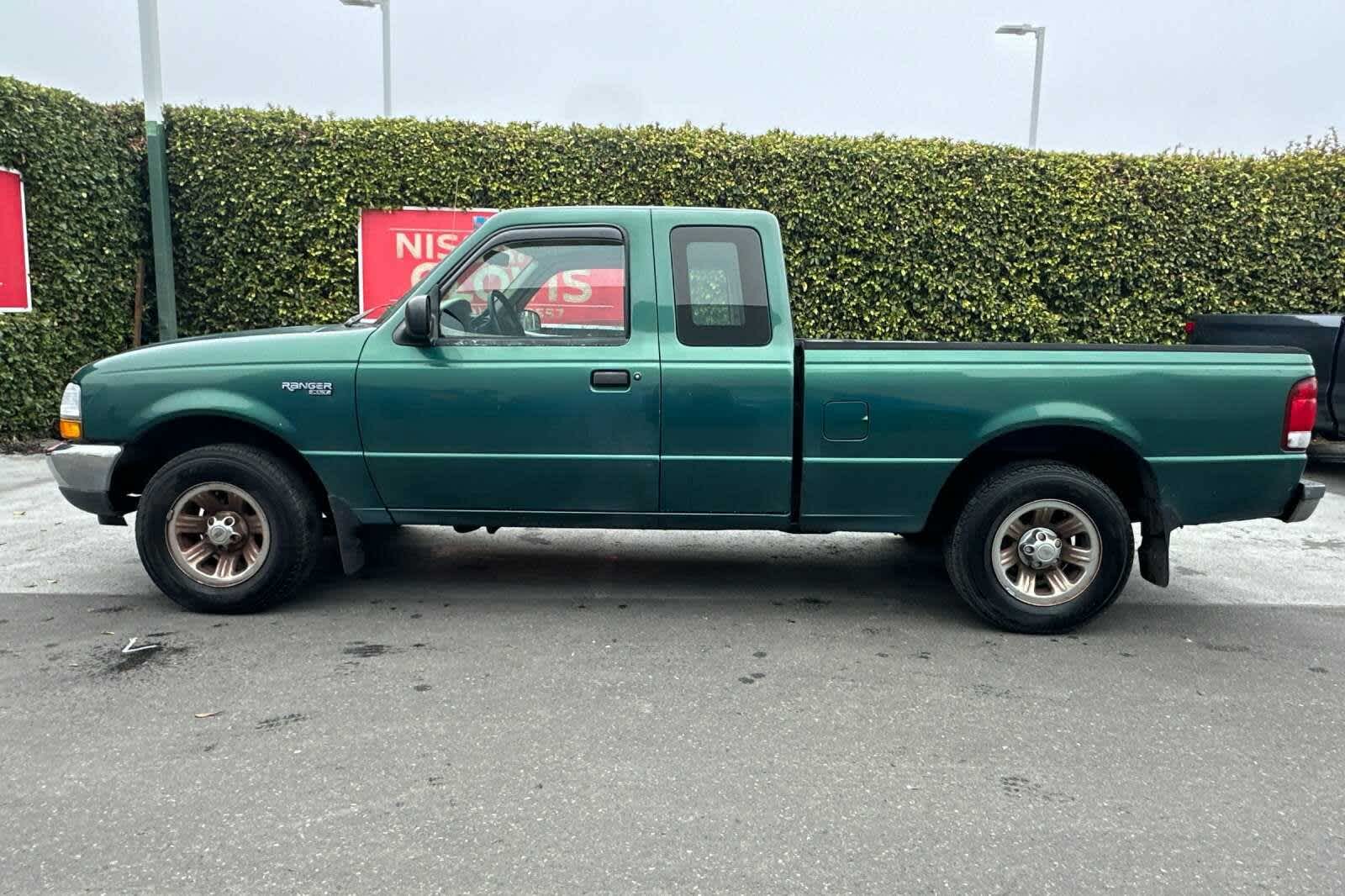 2000 Ford Ranger XLT Supercab 126 WB 6