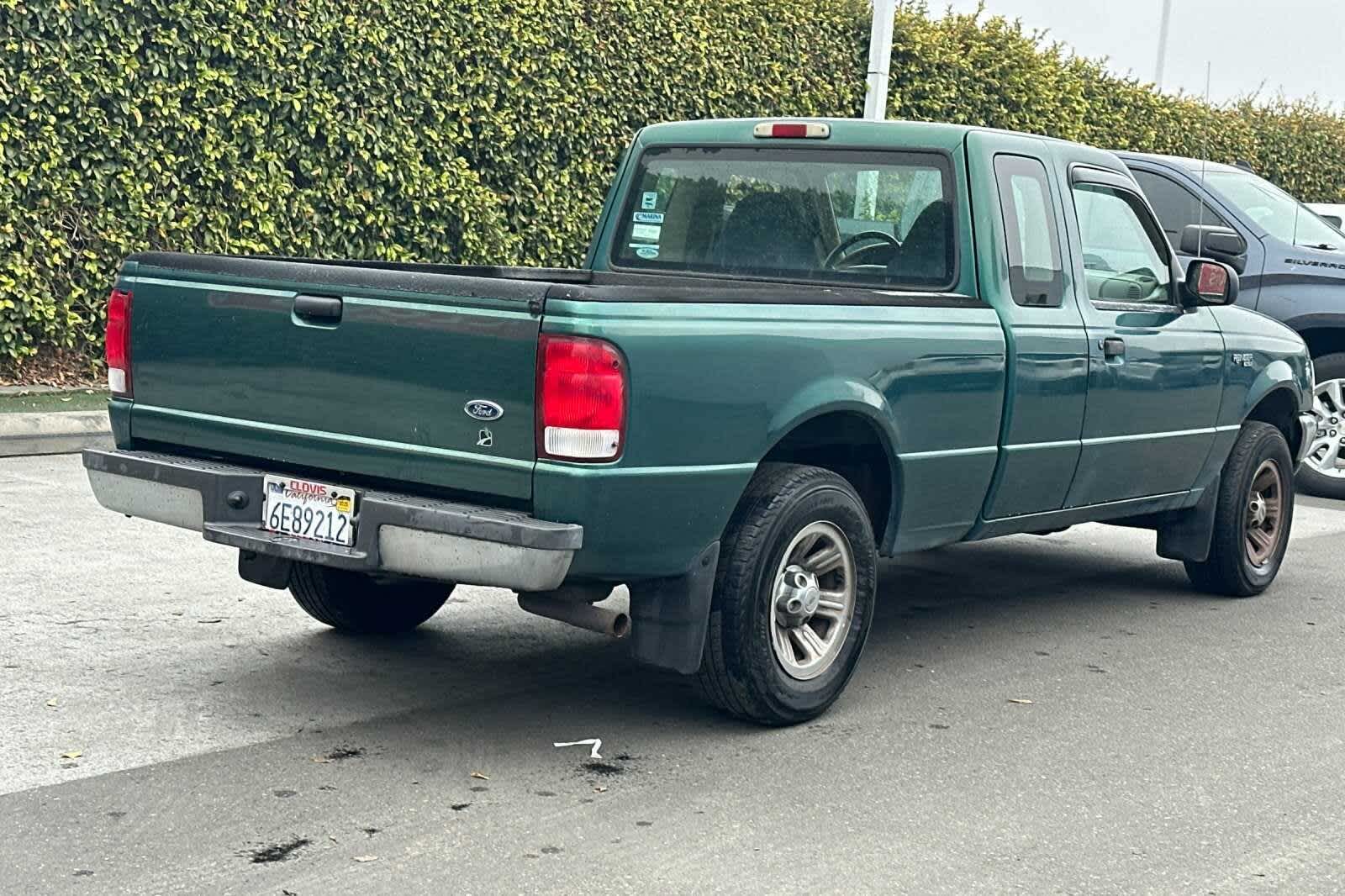 2000 Ford Ranger XLT Supercab 126 WB 3