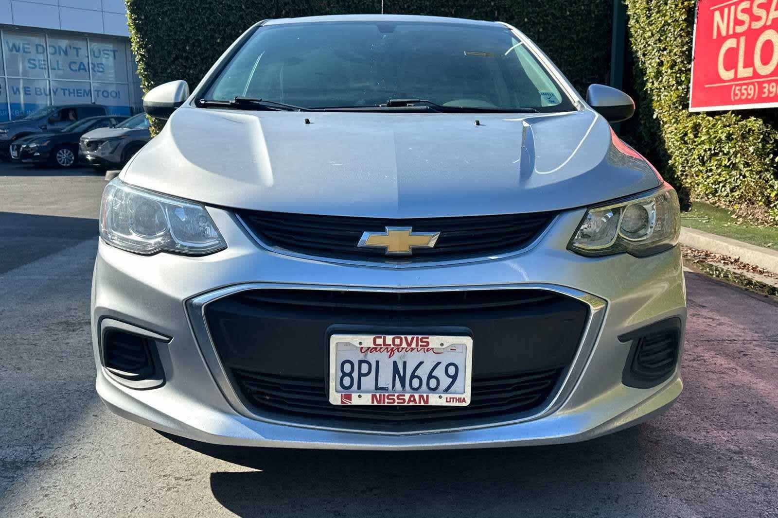 2017 Chevrolet Sonic LT 11