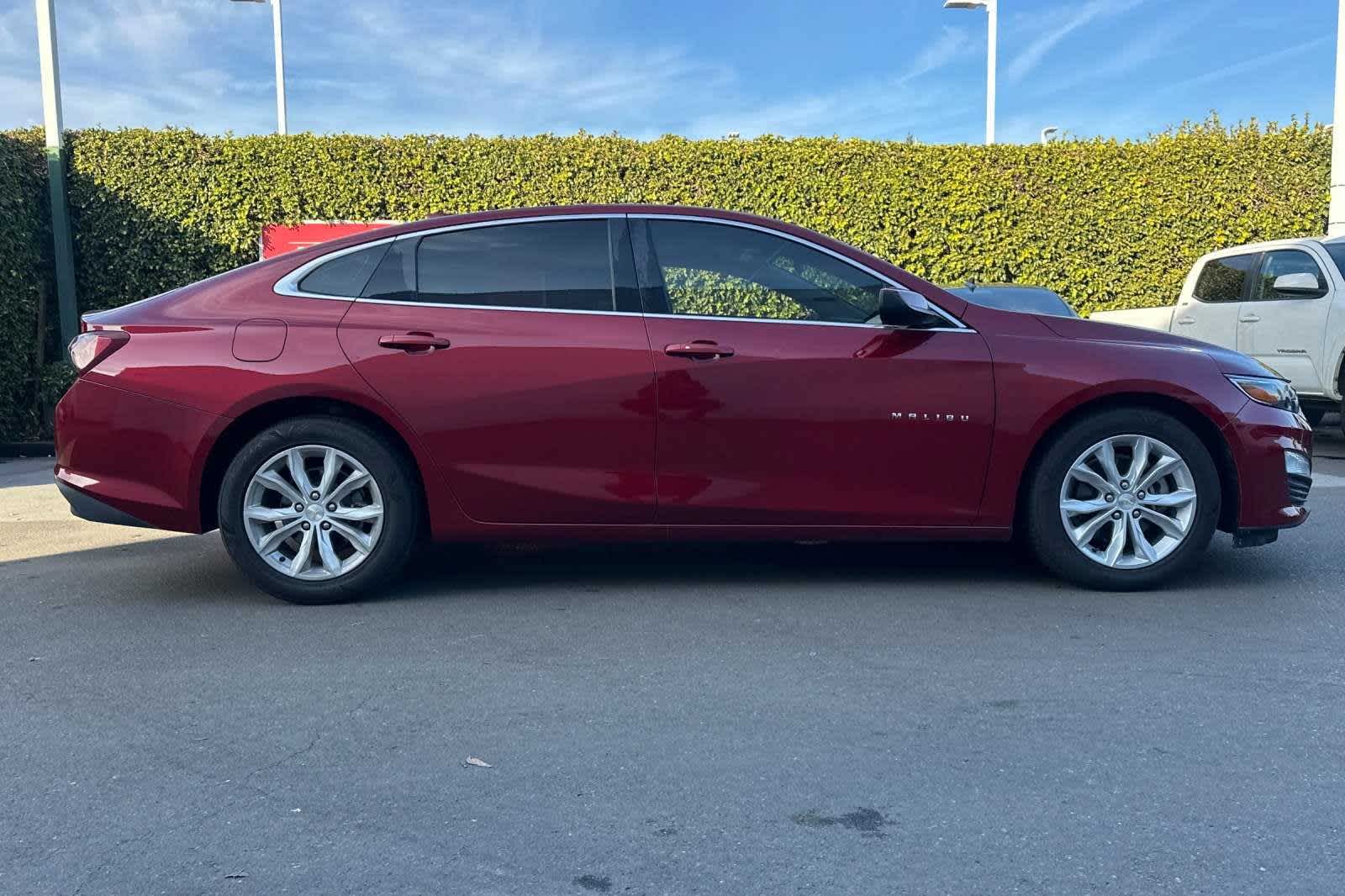 2020 Chevrolet Malibu LT 9