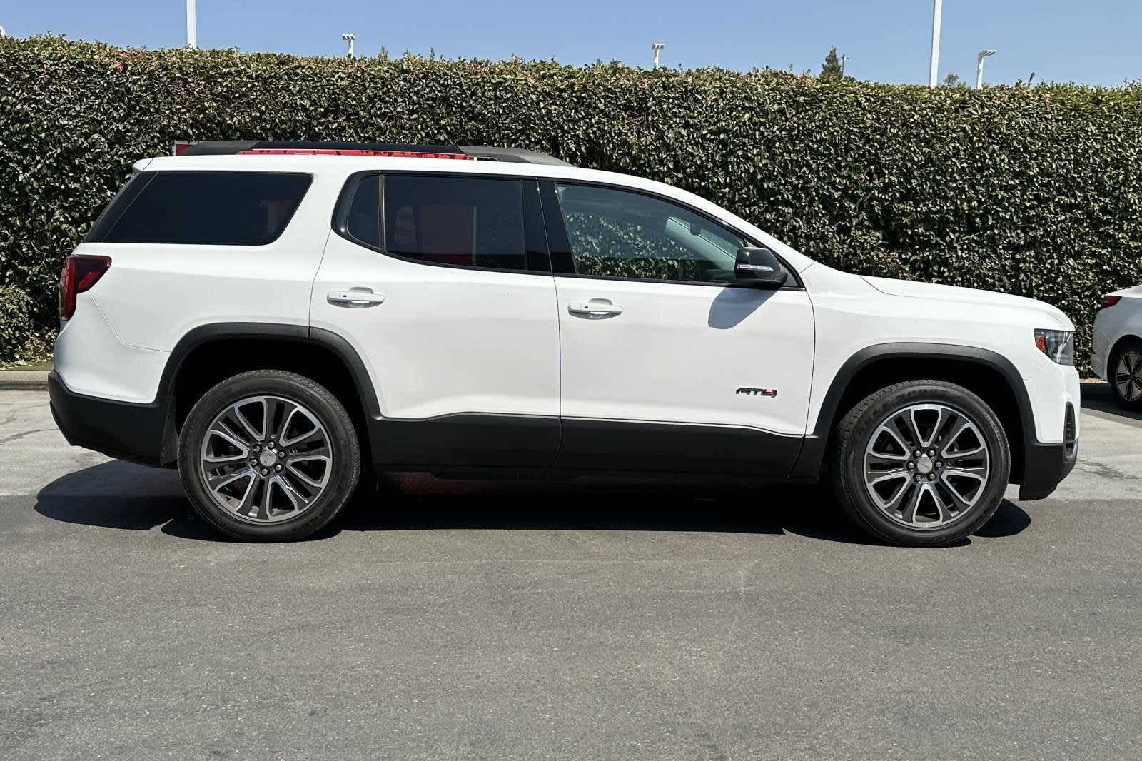 2020 GMC Acadia AT4 9