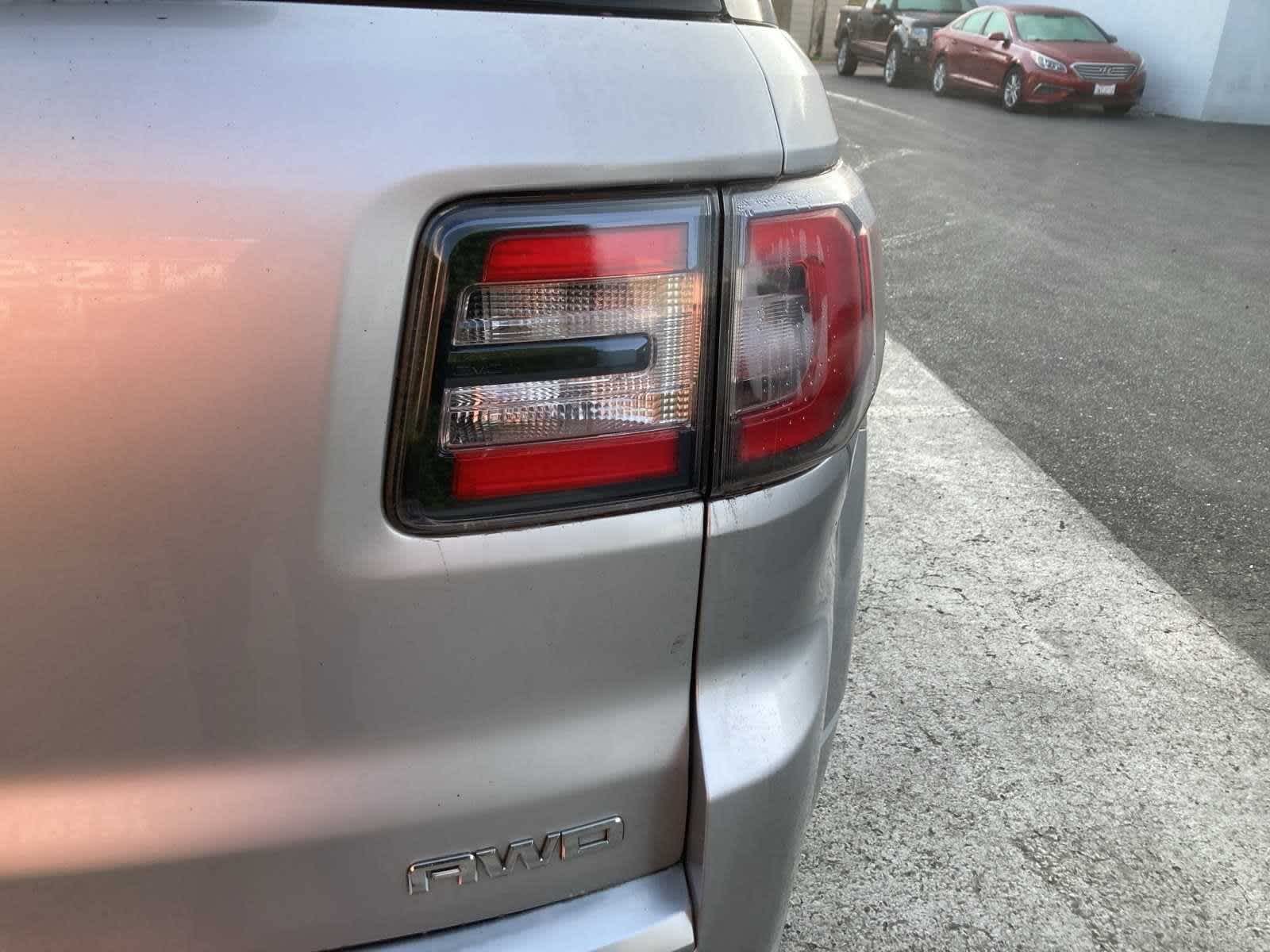 2014 GMC Acadia Denali 10