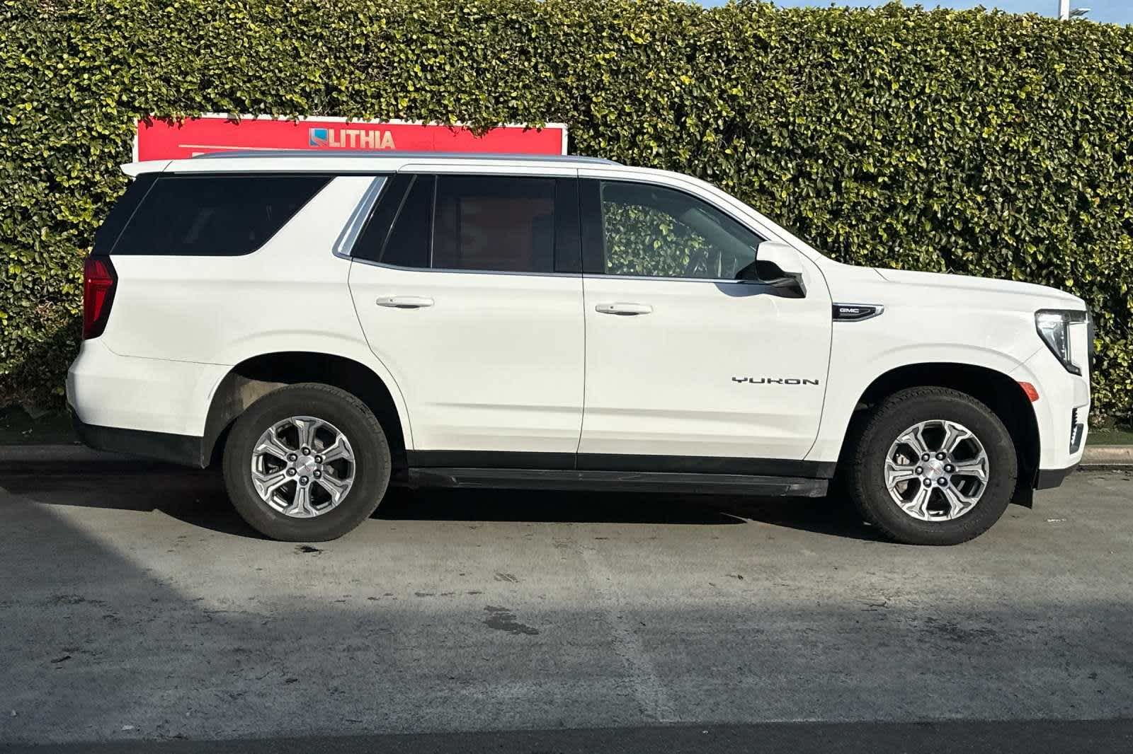 2022 GMC Yukon SLE 9