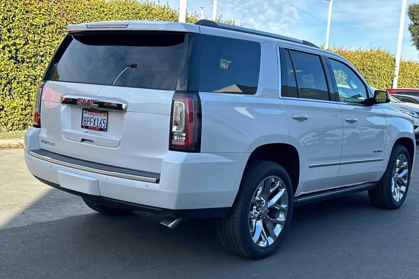 2018 GMC Yukon Denali 3