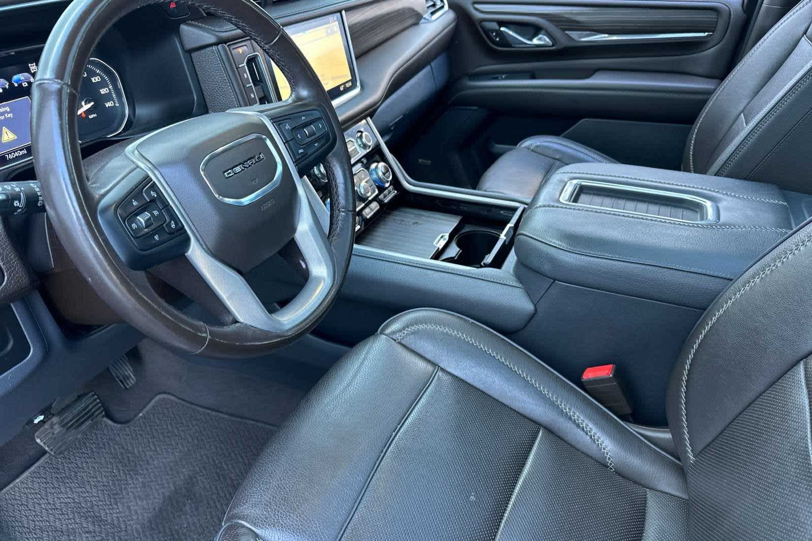 2021 GMC Yukon Denali 14