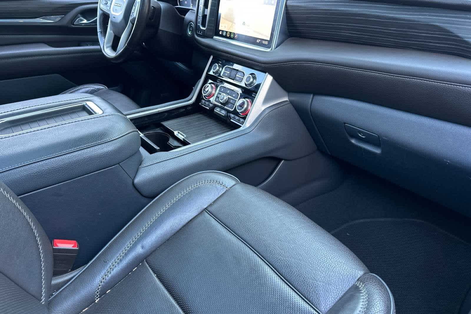 2021 GMC Yukon Denali 19