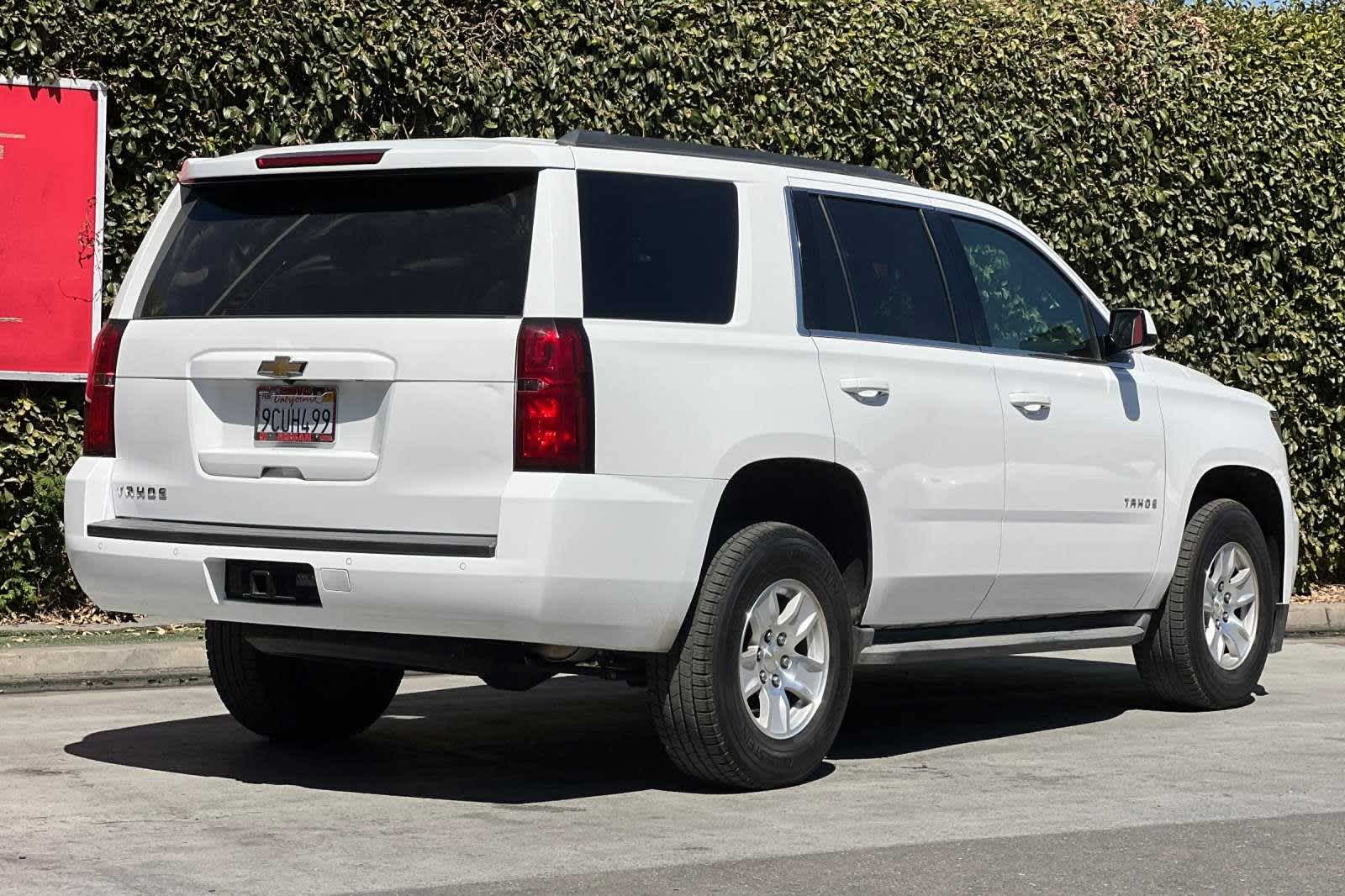 2015 Chevrolet Tahoe LS 3