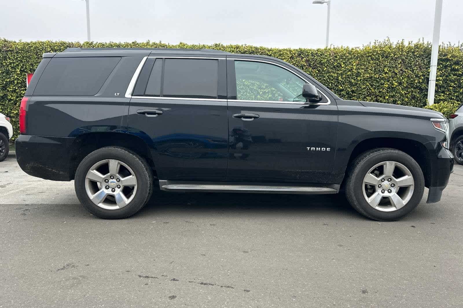 2016 Chevrolet Tahoe LT 9