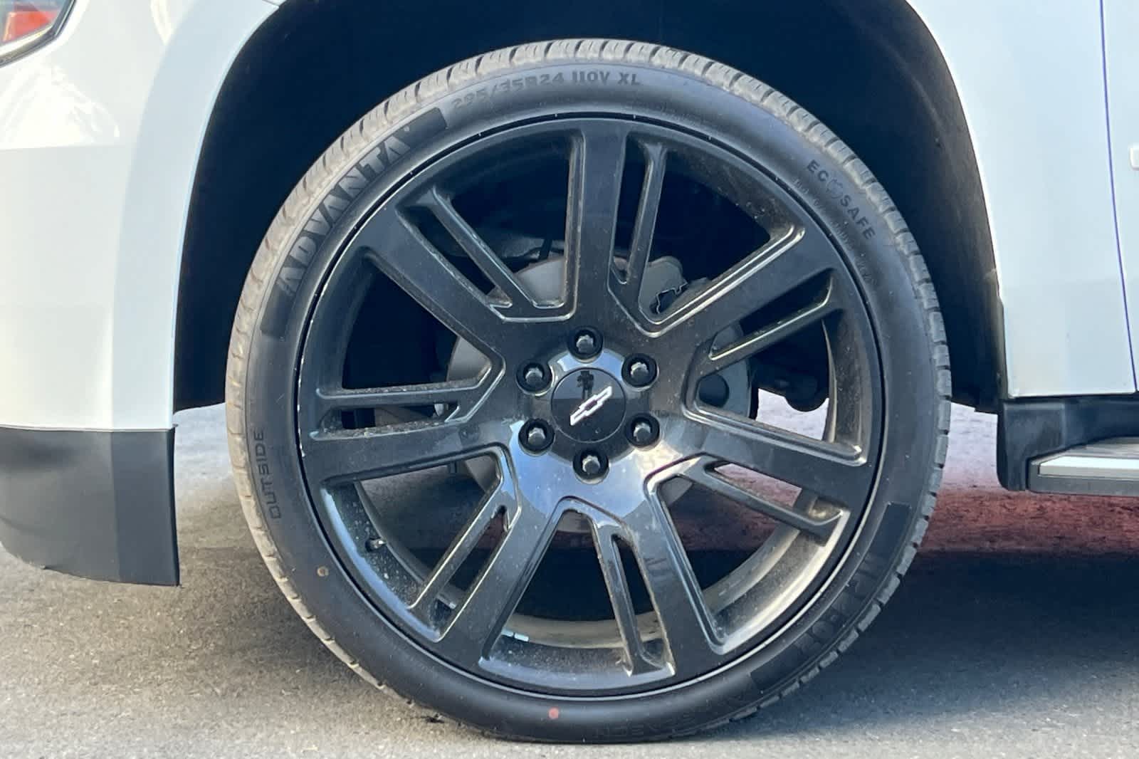 2016 Chevrolet Suburban LTZ 12