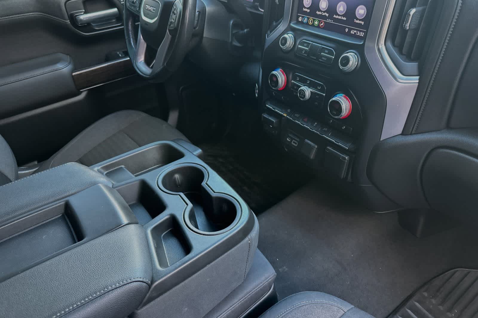 2019 GMC Sierra 1500 SLE 2WD Crew Cab 147 17