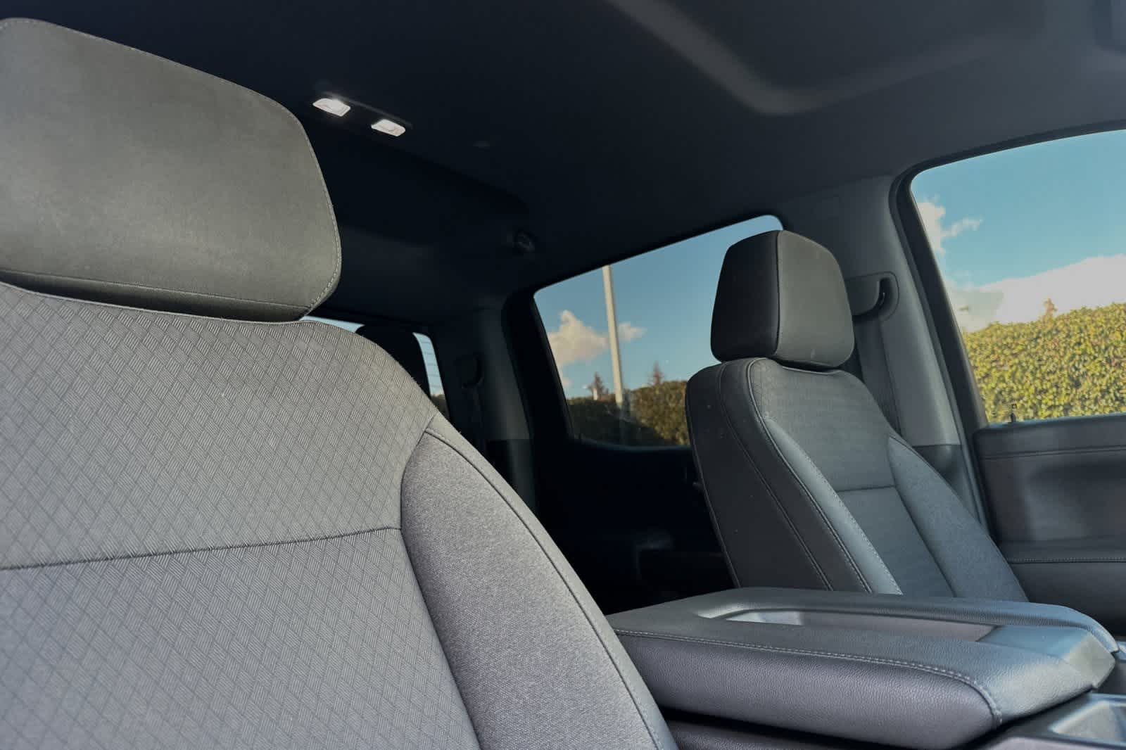 2019 GMC Sierra 1500 SLE 2WD Crew Cab 147 18