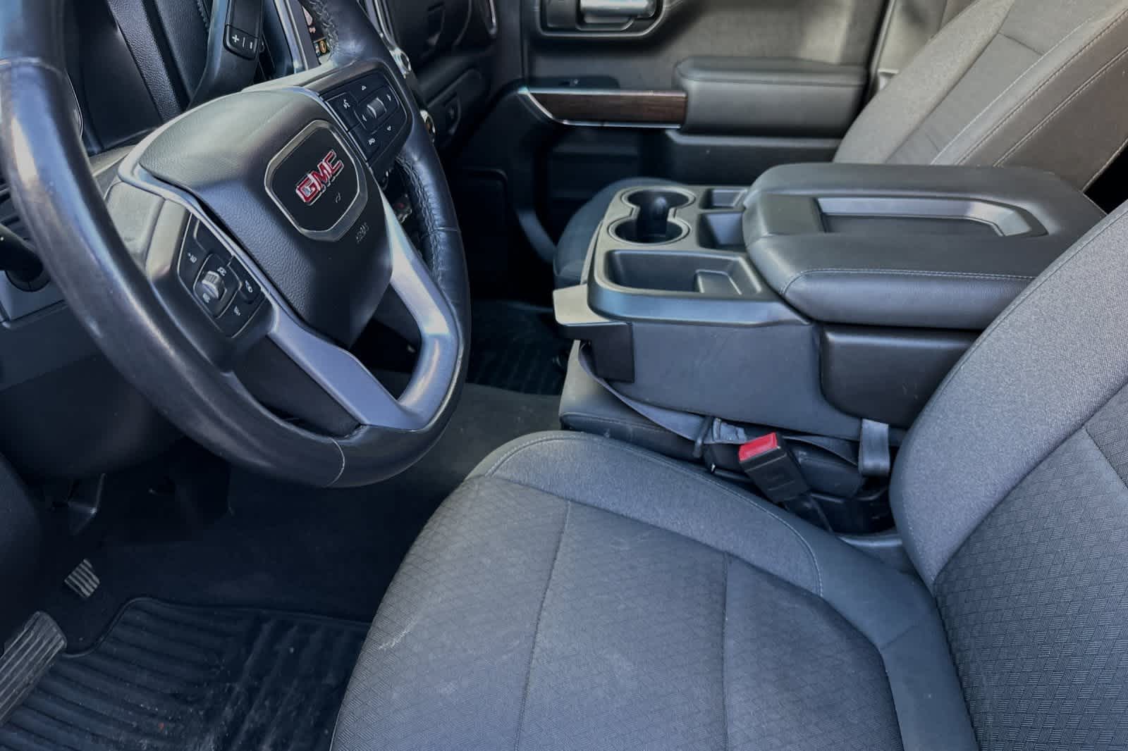 2019 GMC Sierra 1500 SLE 2WD Crew Cab 147 13