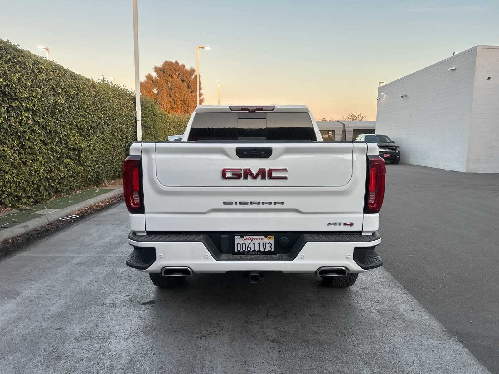 2023 GMC Sierra 1500 AT4 4WD Crew Cab 147 11